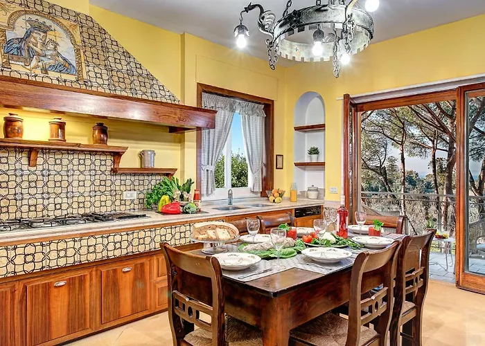 Gocce Villas - El Royale Suites Sorrento